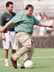 pabloterrones's tweet photo. @clubleonfc Estarían mejor con Don Roberto Zermeño https://t.co/N69yFxdnYI