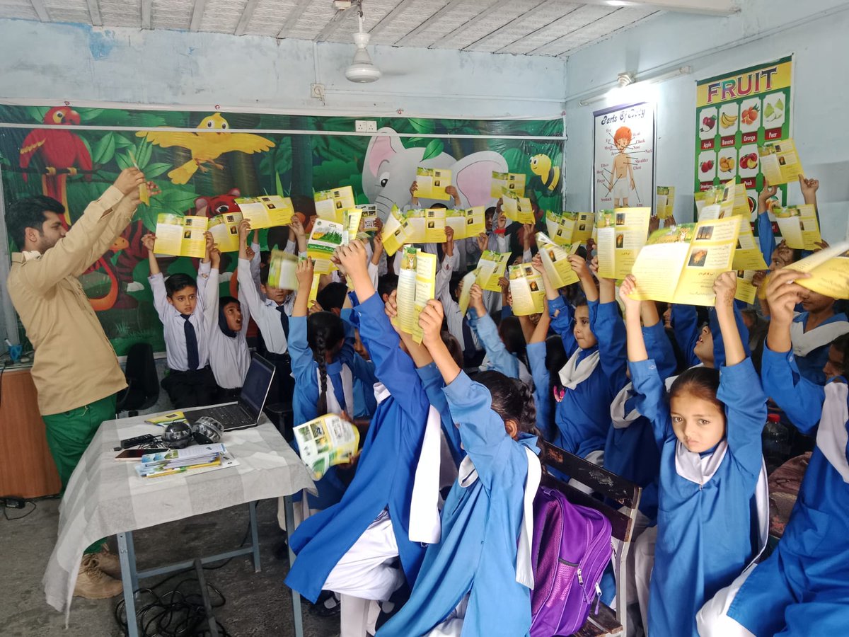 WildlifeBoard's tweet image. Fire safety education in our local schools! 🌟 A session was conducted in Rumli and Subban Syeda schools, MHNP, to raise awareness among young minds about fire prevention and safety. Let's empower our future generations! 🔥 #FireSafety #Education #MHNP