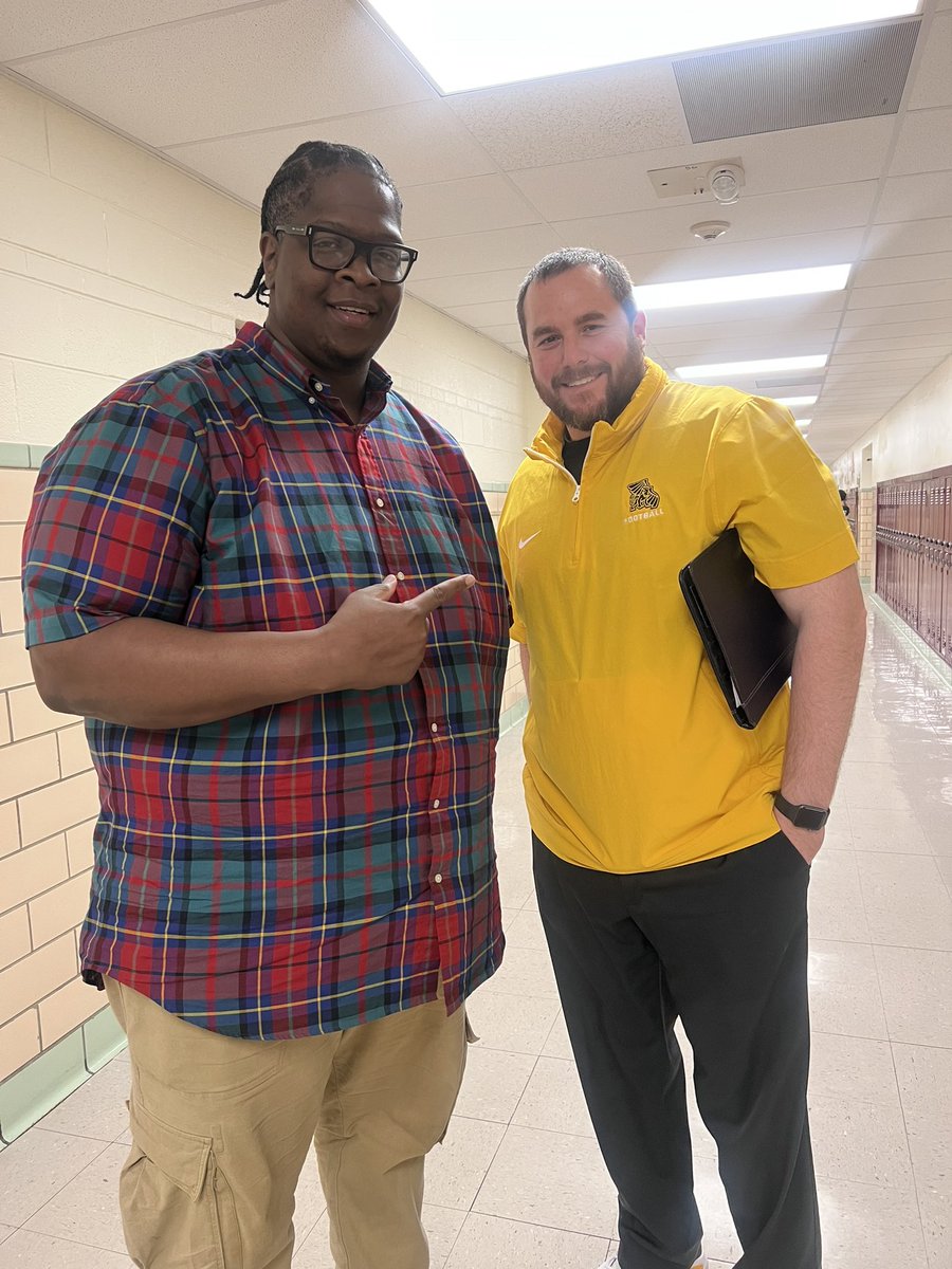 Washington High School FB🏈 (@washhousefb) on Twitter photo S/O to <a href="/CoachStLouis/">Patrick St. Louis</a> from <a href="/MWSU_Football/">Missouri Western Football</a> who stopped by to check in on the Wash House Football prospects. The future looks bright as by all accounts Washington has legit high level prospects that are drawing a lot of attention. #WhoseHouse #WashHouse #WildcatCounty S/O to <a href="/CoachStLouis/">Patrick St. Louis</a> from <a href="/MWSU_Football/">Missouri Western Football</a> who stopped by to check in on the Wash House Football prospects. The future looks bright as by all accounts Washington has legit high level prospects that are drawing a lot of attention. #WhoseHouse #WashHouse #WildcatCounty
