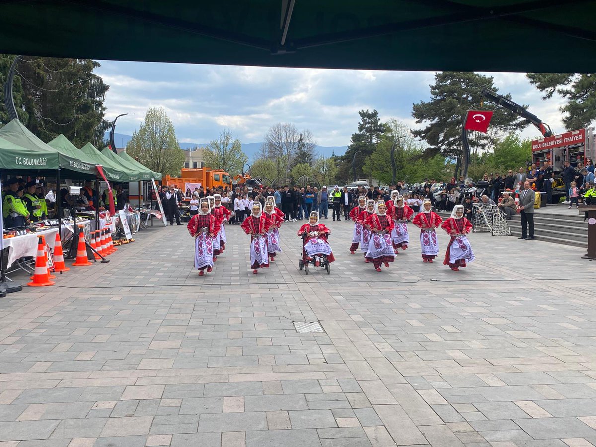 Trafik Haftası kapsamında düzenlenen programa, İl Başkan Vekilimiz İlhami Akça, Merkez İlçe Başkanımız Cihan Yavuz ve yönetim kurulu üyelerimiz katılmıştır.