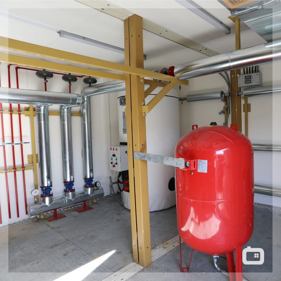 sarah3noel69's tweet image. 🔥 Need reliable heating solutions for tough conditions? 
pre-fab boiler rooms are compact, waterproof, &amp;amp; quick to set up. Ideal for emergencies &amp;amp; remote sites. What's your biggest heating challenge? Let's solve it together
Contact Dorce today.#BoilerTech #IndustrialSolutions