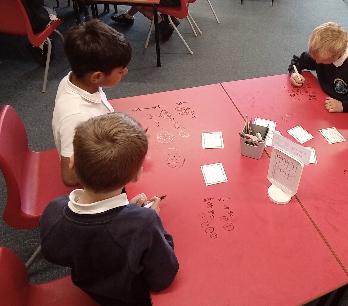vernon_primary's tweet image. In maths, Year 2 explored how 1/2 = 2/4! The children solved problems by finding halves and quarters of quantities, then compared them to see they’re the same. Brilliant hands-on learning! #fractions #primarymaths #learningthroughdoing