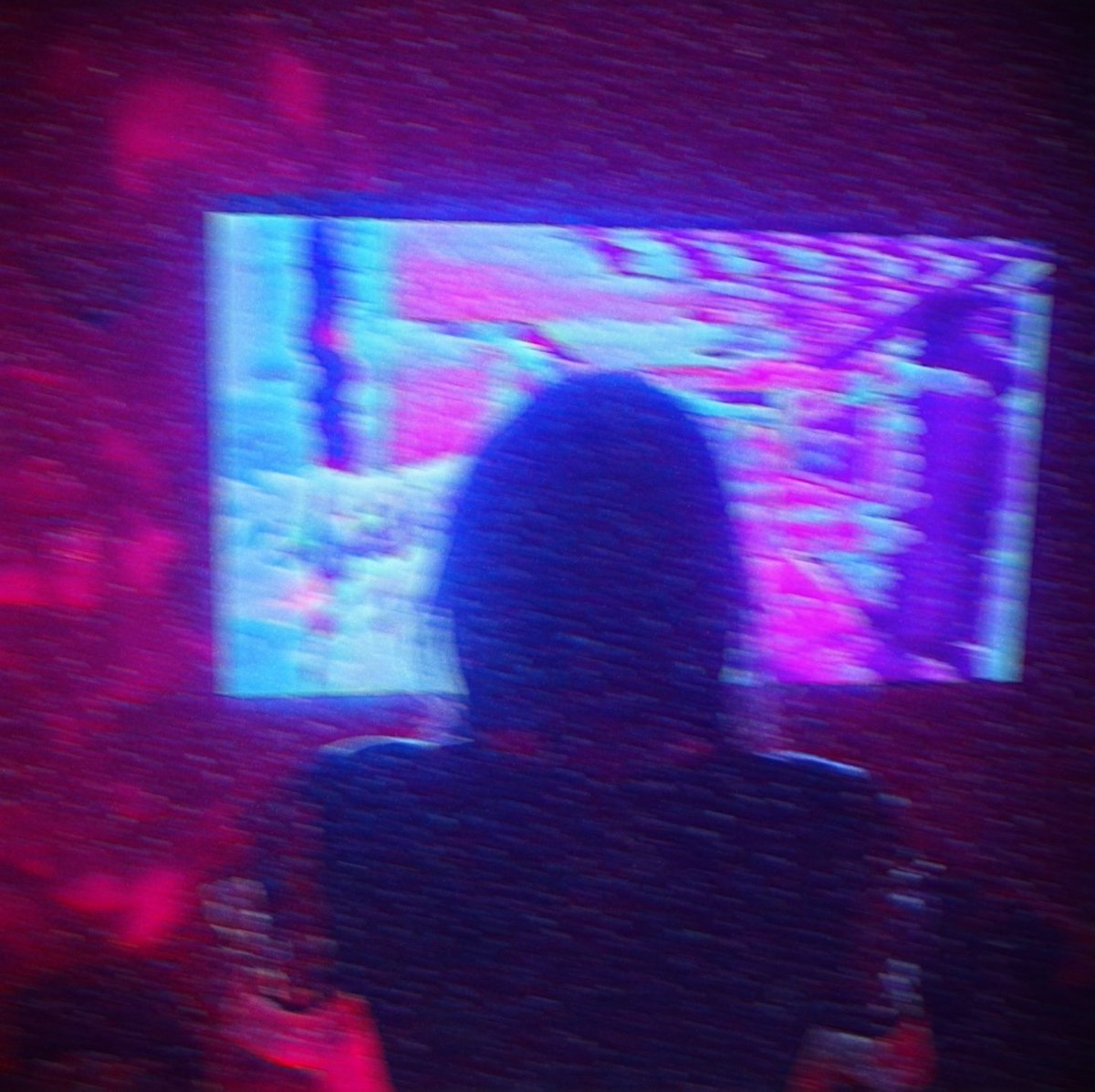 BimboNihilism's tweet photo. this is the short film i made for the zoë wolfe 'i saw the tv glow glitch stream. it's about identity, coming-of-age and hypnosis bimbofication. link👇 https://t.co/O7a67py3pI