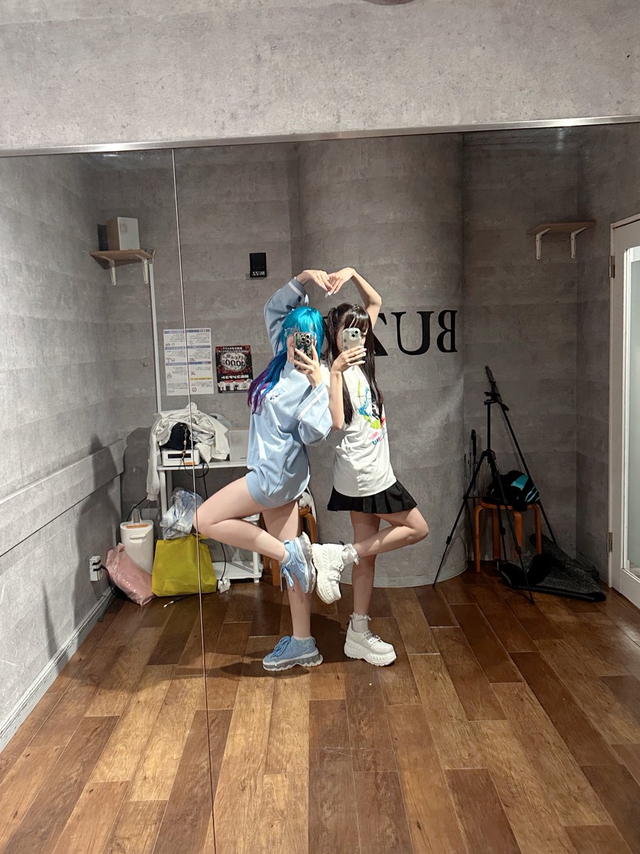 ツインパーラーお披露目ライブまでのこり【4日】!!
今日はデビューにむけてレッスンしてきました🎶まだまだチケット発売中です！

https://t.co/MhAatENvfd https://t.co/Bnu7V2OwAA