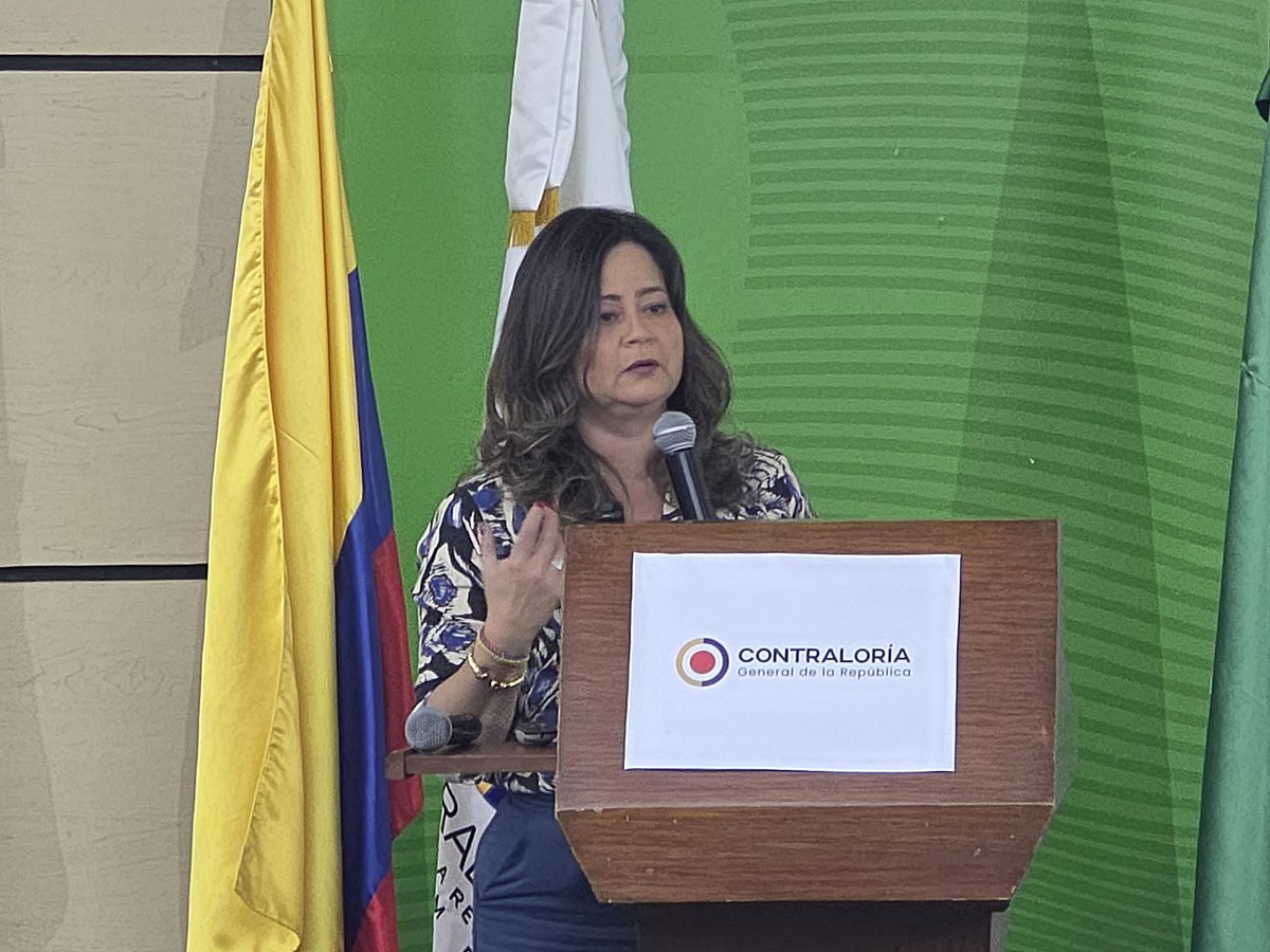 Arturo Alfaro (@aralfa21) on Twitter photo La <a href="/MinTransporteCo/">MinTransporte</a>, María Fernanda Rojas, realiza su intervención enfocada en el desarrollo del sistema ferroviario en Colombia. #Valledupar La <a href="/MinTransporteCo/">MinTransporte</a>, María Fernanda Rojas, realiza su intervención enfocada en el desarrollo del sistema ferroviario en Colombia. #Valledupar