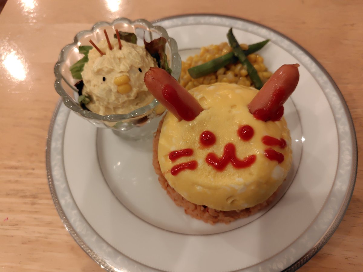 本日のオムライス

#tweenyheartcafe