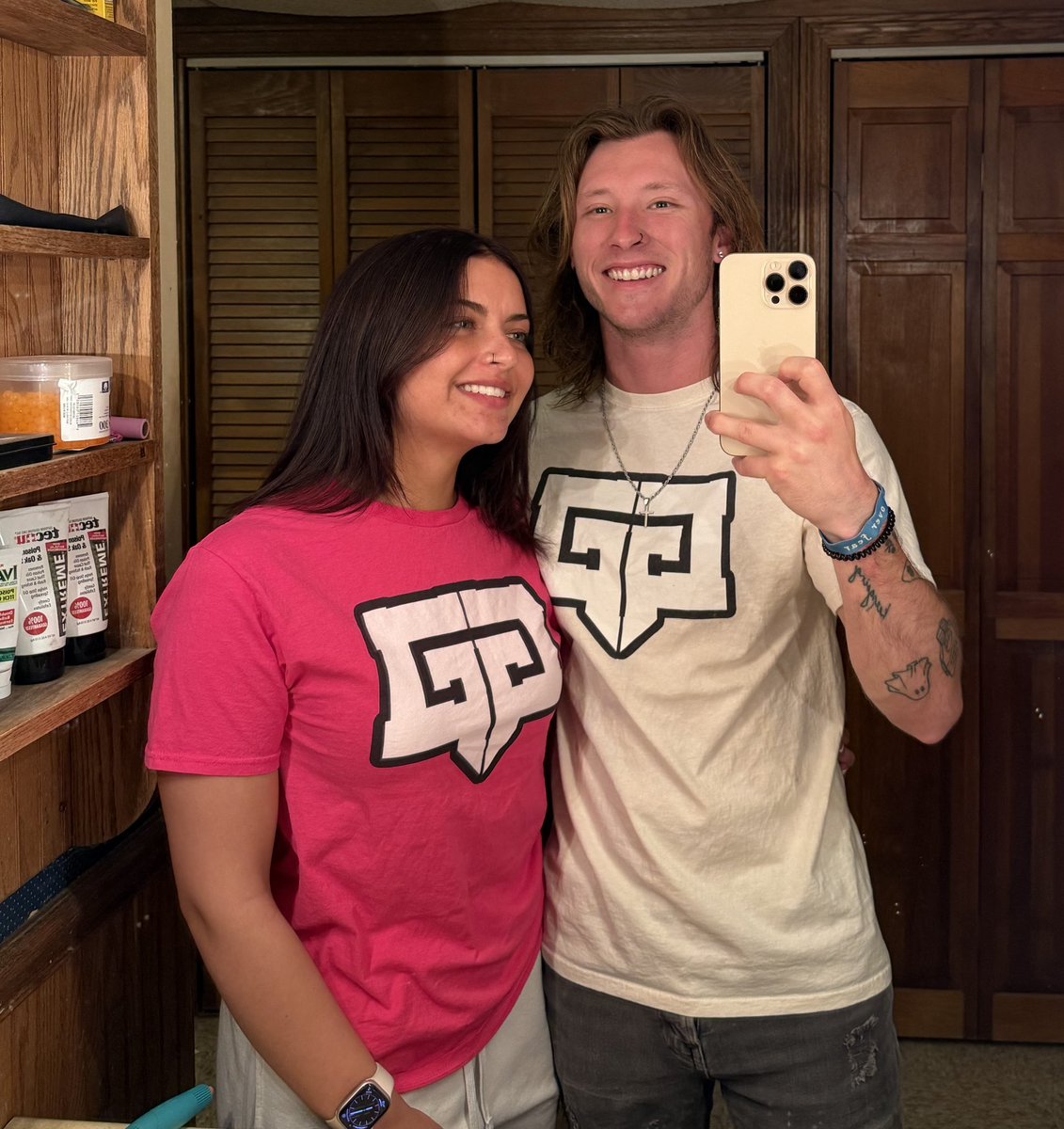 GRND_Official's tweet photo. 25% OFF GRND Gaming Merch until May 8th 🤙🏻 SNAG SOME SWAG
https://t.co/jVGGJ8AmKH
#gaming #GamingCommunity #gamingorg #youtube #contentcreator #streamer #merch https://t.co/gU1IZmD7E3