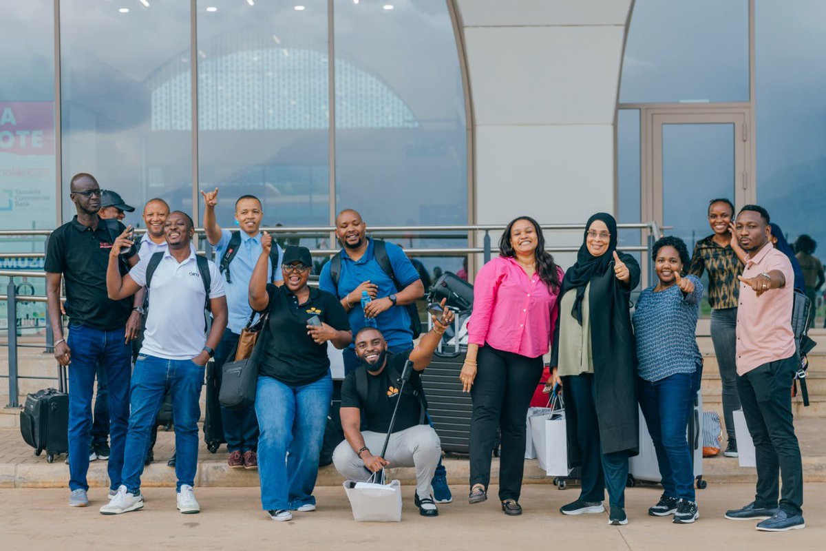 EmpowerLtd's tweet photo. Delivering Organizational Transformation in the Energy Industry 🚀

Successfully accomplished a key milestone in the @OryxEnergies Fuel to Lead program journey focusing on translating impact into action. 

#WeLoveLearning
#GrowthMindset
#TanzaniaToTheWorld🇹🇿 https://t.co/WSEppccwTh