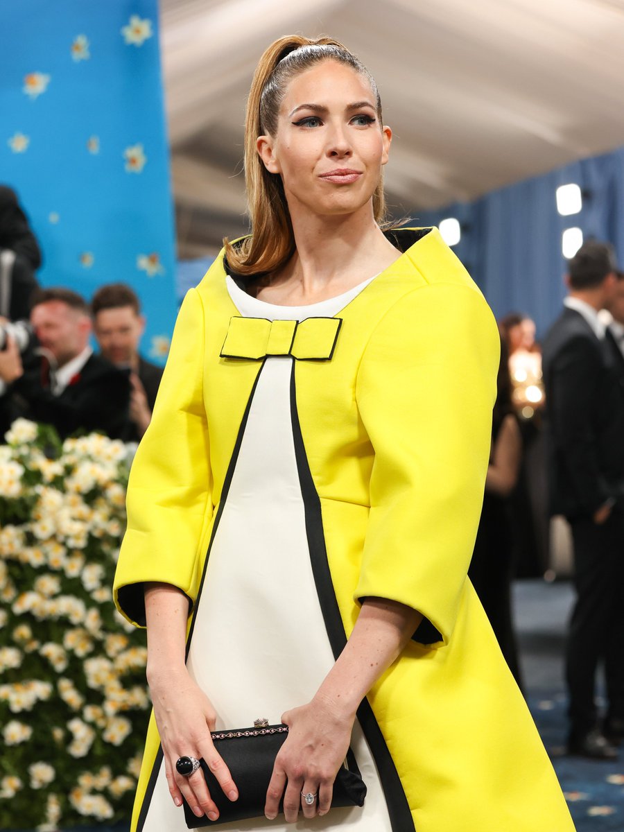nydoorman (@nydoorman) on Twitter photo can everyone in web3 join me in congratulating our very own degen <a href="/MinnieMuse_eth/">Colby Mugrabi</a> for absolutely SLAYING the MET GALA red carpet last night in Marc Jacobs?!
the fact that someone who is thinking about our space and how to continue to make it better was walking the red carpet can everyone in web3 join me in congratulating our very own degen <a href="/MinnieMuse_eth/">Colby Mugrabi</a> for absolutely SLAYING the MET GALA red carpet last night in Marc Jacobs?!
the fact that someone who is thinking about our space and how to continue to make it better was walking the red carpet