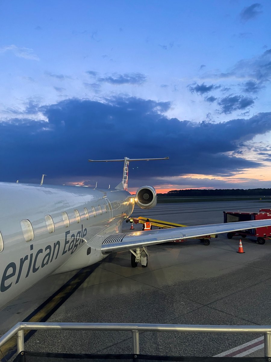 First light, first leg. The ERJ-145 doesn’t wait for the sun to rise. We race it. ✈️☀️

Caught a stunning shot of the Piedmont ERJ-145? Share your photo with us to see them fly high on our social channels.

#TravelTuesday #PiedmontAirlines