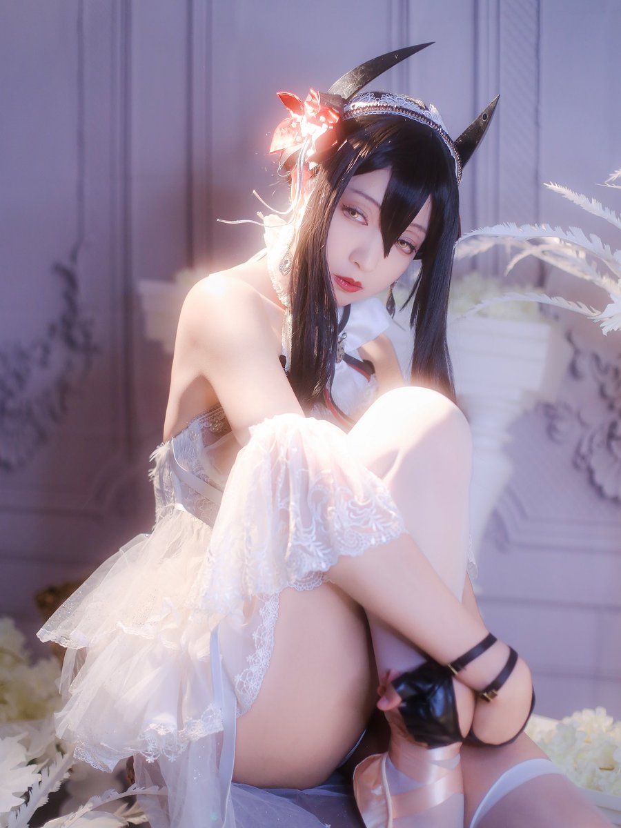 Ines Arknights

#Cosplay #Arknights #cosplayer