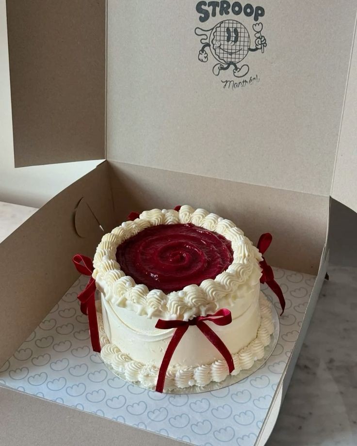 kziahllary's tweet image. happy birthday for this pretty girl ‼️ @dainroze_ maaf sekali aku baru bisa ngucapin sekarang cantik soalnya seharian ini habis hectic banget huhu. wish you all the best don't forget to treat yourself and eat something yummy today 🤍 proud of the ht we made #splashrubyann