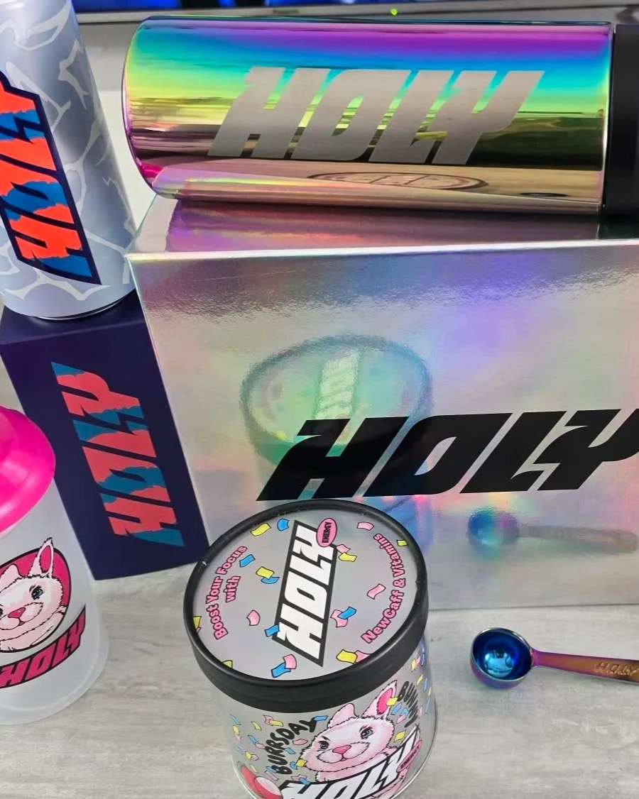 🐰 BURRSDAY LOVE 🎉

Hey la Squad, vous avez fait de notre 4ème BURRsday la fête la plus géniale de l'année !!! 🎊

Les photos, les storys et tout l'amour que vous nous avez envoyés... juste WOW – vous nous impressionnez et nous gâtez encore et encore ! 🙌❤️