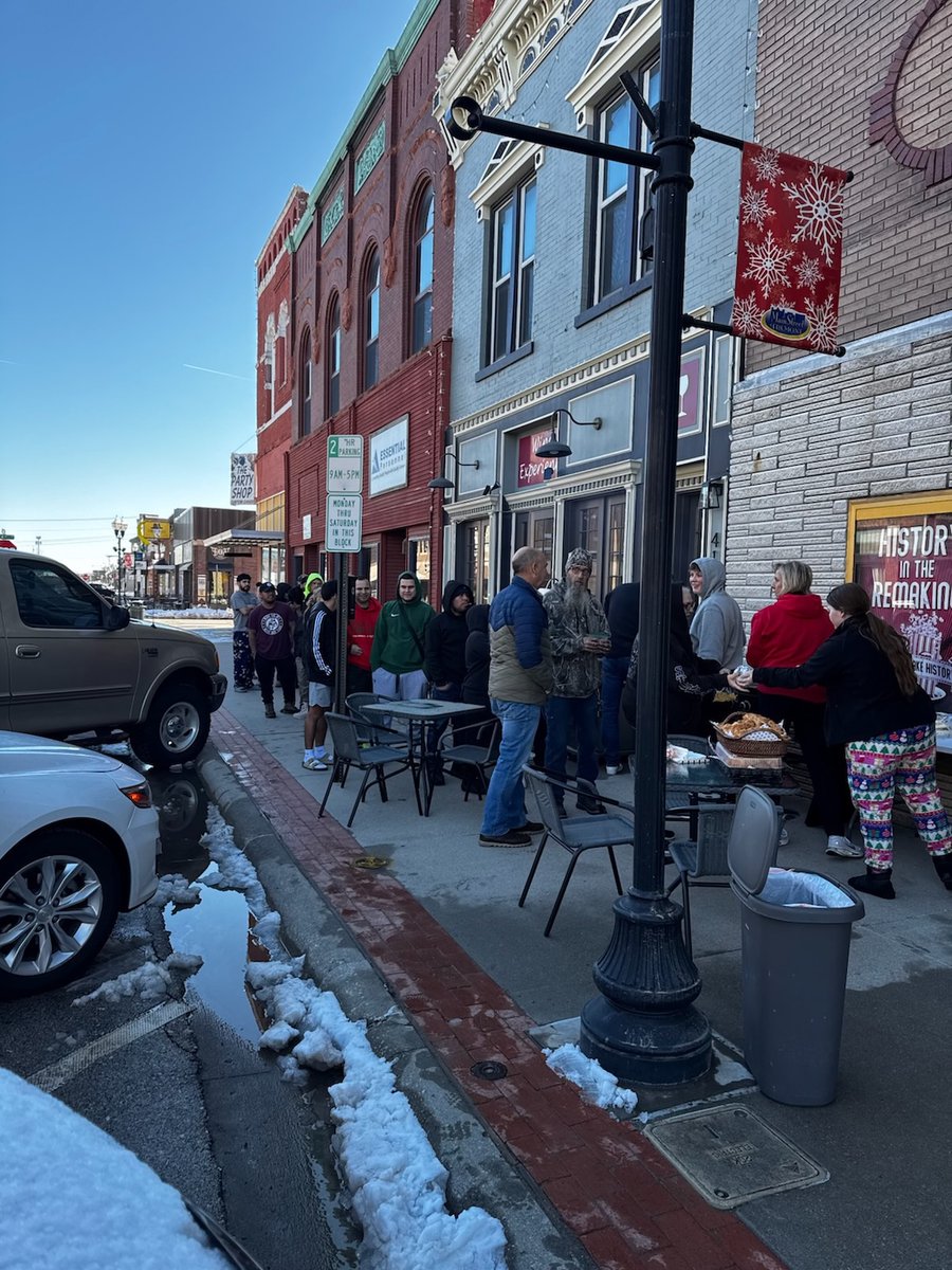 During the March outages, the Greater Dodge County Long-Term Recovery Group was further supported by the generosity of local restaurants and residents that enabled the provision of 500 grab-and-go meals per day! Find out more. #HereWeGrow2030 #FremontNE rebrand.ly/0z9y03b