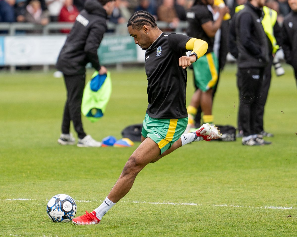 24/25 Season✅
Play off win🏆 
Thank you to everyone who has supported me. Time to reset, refocus and get ready for next season, the best is yet to come!⚽️