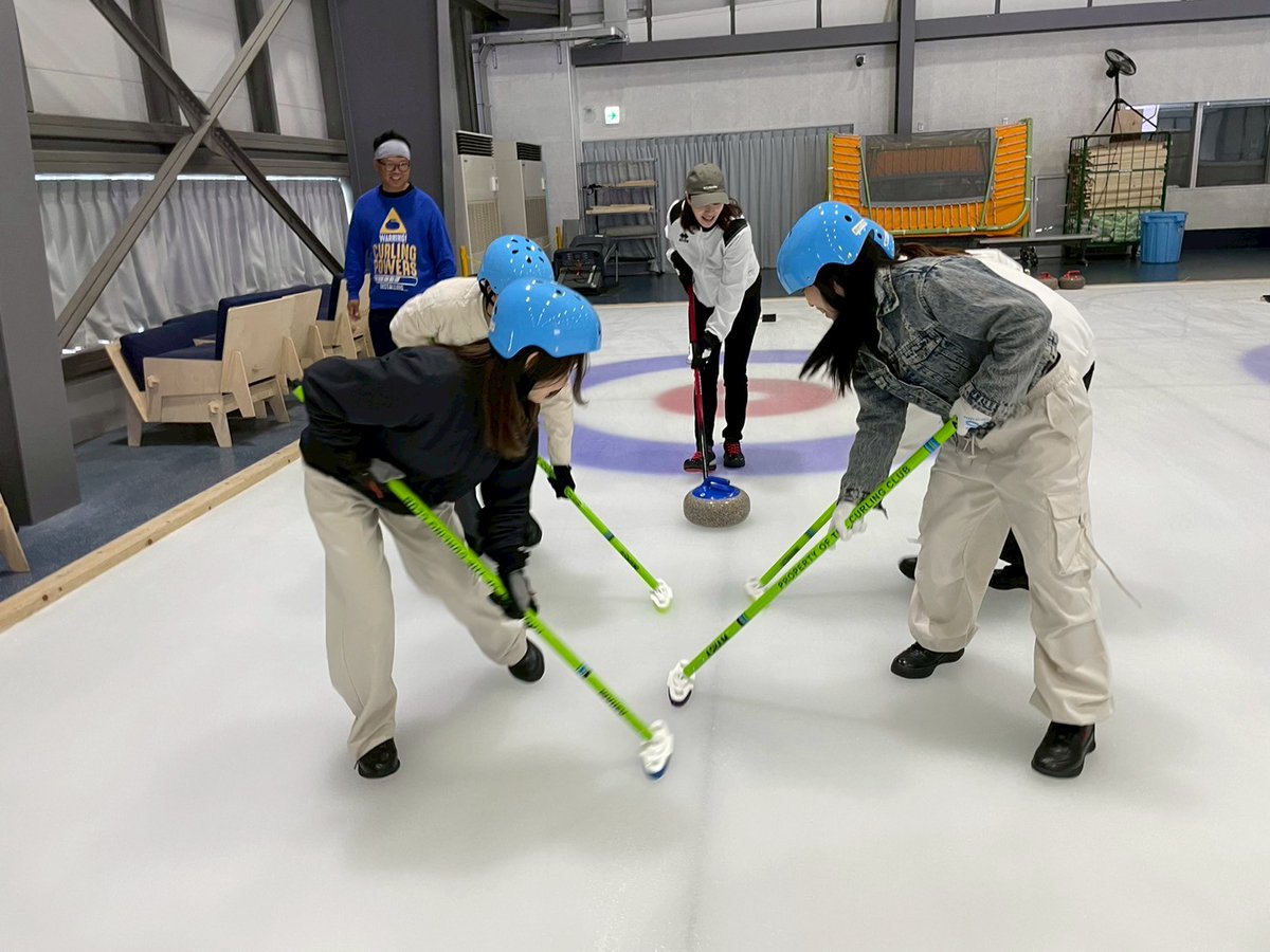 Osaka Curling ClubïŒå€§éªã«ãŒãªã³ã°ã¯ã©ãïŒ (@curlingosaka) on Twitter photo é¢ç©ºã¢ã€ã¹ã¢ãªãŒãã§ð¥äœéšäŒãéå¬ããŸããïŒæåŸã®ã²ãŒã ã¯çãããã€ã¹ã·ã§ããâšïžå€§å€çãäžãããŸããã
ãåå ããã ãããããšãããããŸããïŒ
ä»åŸãð¥äœéšäŒãéå¬ããŠãããŸãã®ã§ãæ°ã«ãªãæ¹ã¯æ¯éãåå ãåŸ
ã¡ããŠãŸãïŒïŒ
#ã«ãŒãªã³ã°
#ã«ãŒãªã³ã°äœéšäŒ
#é¢ç©ºã¢ã€ã¹ã¢ãªãŒã é¢ç©ºã¢ã€ã¹ã¢ãªãŒãã§ð¥äœéšäŒãéå¬ããŸããïŒæåŸã®ã²ãŒã ã¯çãããã€ã¹ã·ã§ããâšïžå€§å€çãäžãããŸããã
ãåå ããã ãããããšãããããŸããïŒ
ä»åŸãð¥äœéšäŒãéå¬ããŠãããŸãã®ã§ãæ°ã«ãªãæ¹ã¯æ¯éãåå ãåŸ
ã¡ããŠãŸãïŒïŒ
#ã«ãŒãªã³ã°
#ã«ãŒãªã³ã°äœéšäŒ
#é¢ç©ºã¢ã€ã¹ã¢ãªãŒã