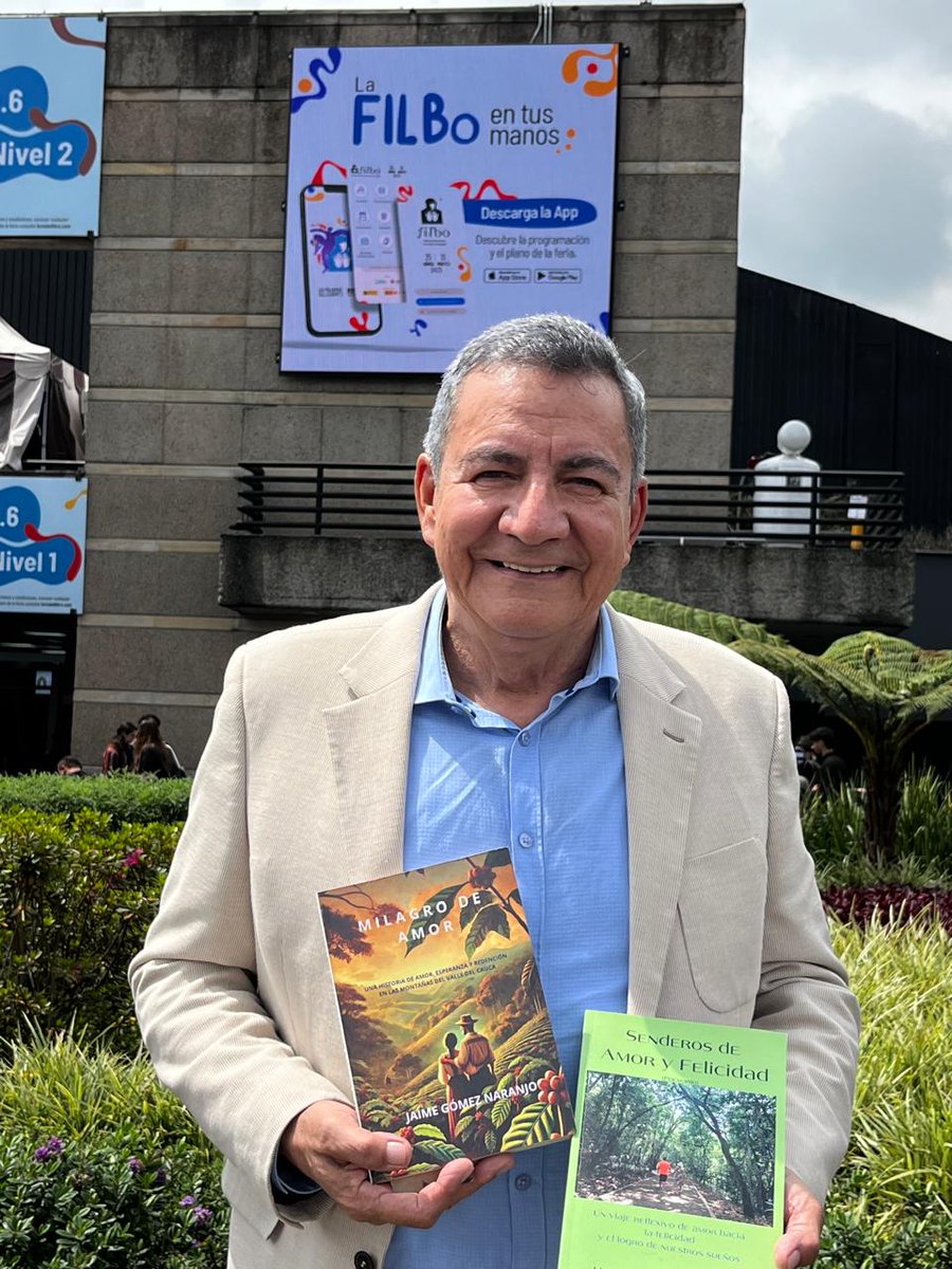 Notapressco's tweet photo. El Cerrito presente en la Feria Internacional del Libro de  Bogotá 2025.
El escritor Jaime Gómez Naranjo, llegó a la Filbo Bogotá 2025, con su conmovedor poemario Senderos de Amor y Felicidad.
Durante el evento también  anunció su próxima novela
" Milagro de Amor". https://t.co/3HQHPV9UGG
