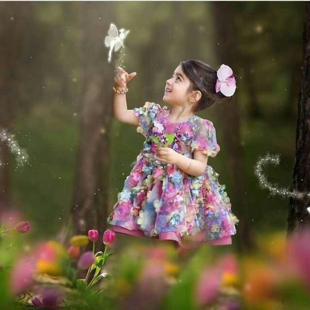 "وكما تعوّدنا
لا نندم على عطاءنا
يكفي أننا كنا صادقين " 👌🏻
