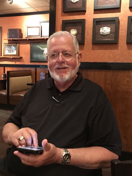 Please join us in remembering Bruce Favors, father of Kyle Favors who sadly passed away this week.

themonty.com/bruce-favors-t…