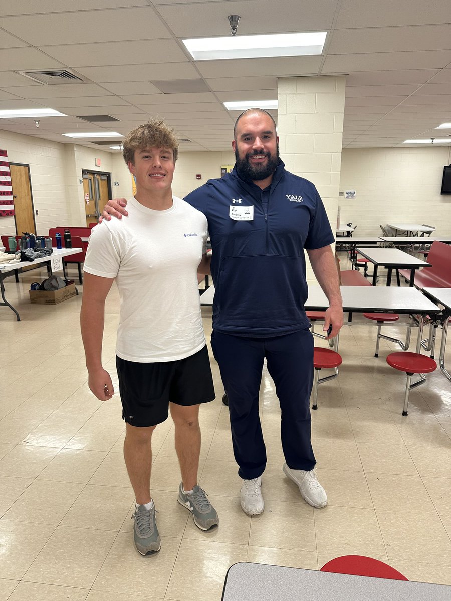 Connor Heun (@connorheun) on Twitter photo Thank you <a href="/CoachJanecek/">Tim Janecek</a> from <a href="/yalefootball/">Yale Football</a> for stopping by to talk to today!! <a href="/BECoachKendrick/">Keegan Kendrick</a> <a href="/BE_Chargers/">Bullitt East Football</a> Thank you <a href="/CoachJanecek/">Tim Janecek</a> from <a href="/yalefootball/">Yale Football</a> for stopping by to talk to today!! <a href="/BECoachKendrick/">Keegan Kendrick</a> <a href="/BE_Chargers/">Bullitt East Football</a>