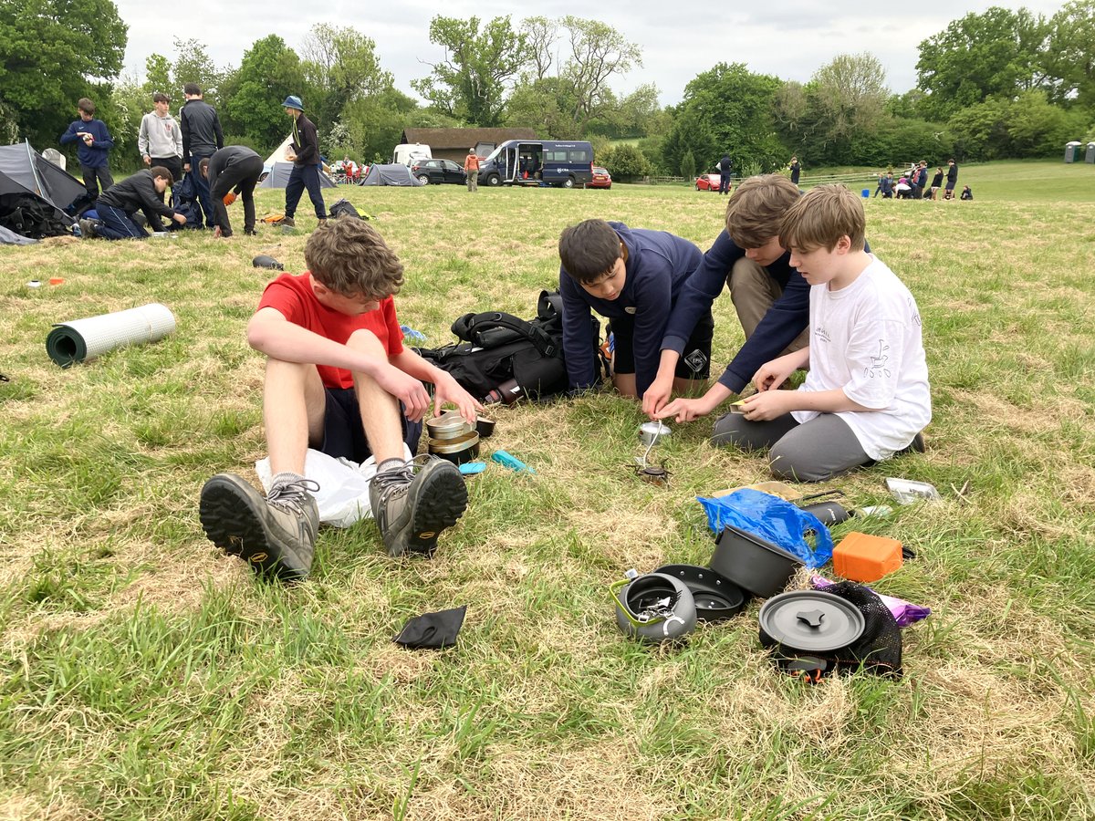 Cranford_Sch's tweet image. What did our Year 9&apos;s and 10&apos;s get up to on their bank holiday? Duke of Edinburgh! Congratulations to those pupils who completed the weekend! 🥈🥉#CranfordYear9 #CranfordYear10 #CranfordChallenge #CranfordCommunity
