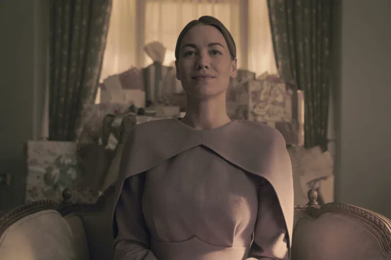 ¡Listos/as  como Serena para ver el nuevo capitulo de #handmaidstale! #ElCuentoDeLaCriada cuentodelacriada.foroactivo.com/t128-6x07-shat…