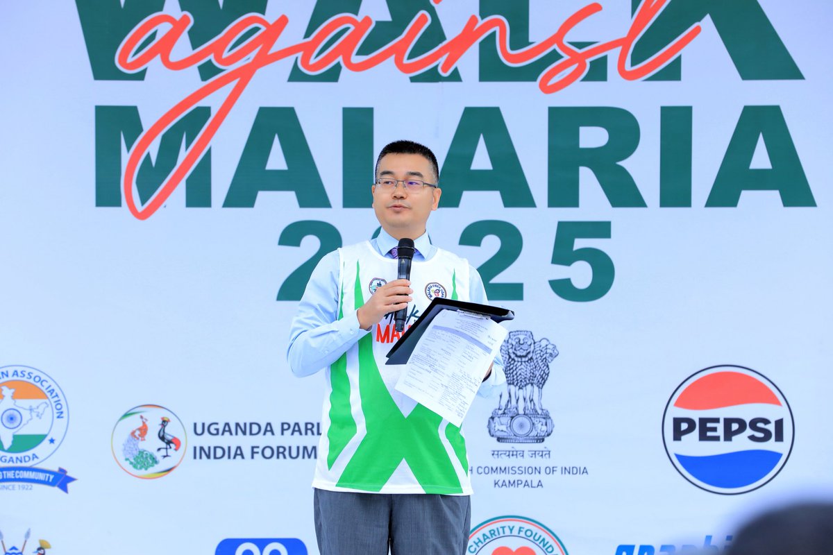 CVAM Uganda (@cvam_ug) on Twitter photo Minister Counselor Mr. Fan Xuecheng from the <a href="/ChineseEmb_Uga/">Chinese Embassy in Uganda</a> expressed his honour in participating in the #WalkAgainstMalaria.
He reflected on China’s historical battle with malaria, noting that in the 1940s, the country recorded over 30 million cases annually.
1/3🧵#EndMalaria Minister Counselor Mr. Fan Xuecheng from the <a href="/ChineseEmb_Uga/">Chinese Embassy in Uganda</a> expressed his honour in participating in the #WalkAgainstMalaria.
He reflected on China’s historical battle with malaria, noting that in the 1940s, the country recorded over 30 million cases annually.
1/3🧵#EndMalaria