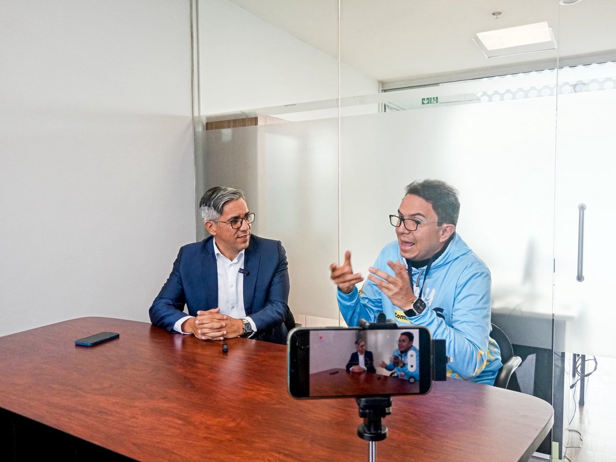 Camilo Salinas Asambleista (@drcamilosalinas) on Twitter photo ✅ Desde muy temprano arrancamos el día con una entrevista en el medio de comunicación <a href="/onlypanasec/">Only Panas</a>, donde conversamos sobre la preocupación creciente ante la crisis epidemiológica 😷 que atraviesa nuestro país.
Hablamos también sobre los lamentables casos de fallecimiento por ✅ Desde muy temprano arrancamos el día con una entrevista en el medio de comunicación <a href="/onlypanasec/">Only Panas</a>, donde conversamos sobre la preocupación creciente ante la crisis epidemiológica 😷 que atraviesa nuestro país.
Hablamos también sobre los lamentables casos de fallecimiento por