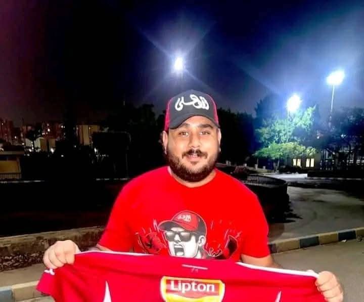 ياض يا معرث يا شوخشيخه في ايد اسيادك ولو كنت ناسي افكرك فاااكر يا بـزو حصلك ايه في كافيه في اكتوبر فااكر البت اللي كانت معاك في كافيه عملت معاك ايه يا معرث بلاش تيجي ع الناس نضيفه يا كصمك علشان متركبش المسرح 🤷😁
#اهلي_فاميلي_بره_المدرج