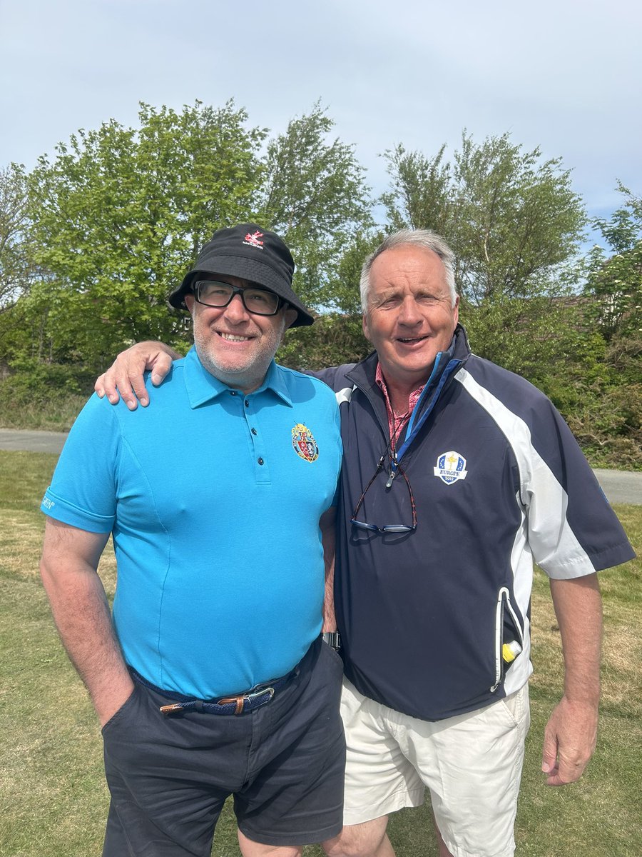 Just amazing some of the people you get to meet playing this crazy game <a href="/durhamcaddy/">nik procter</a> <a href="/gottothetopat51/">julian phillips</a> <a href="/RoyalLythamGolf/">Royal Lytham Golf Club</a> #legends