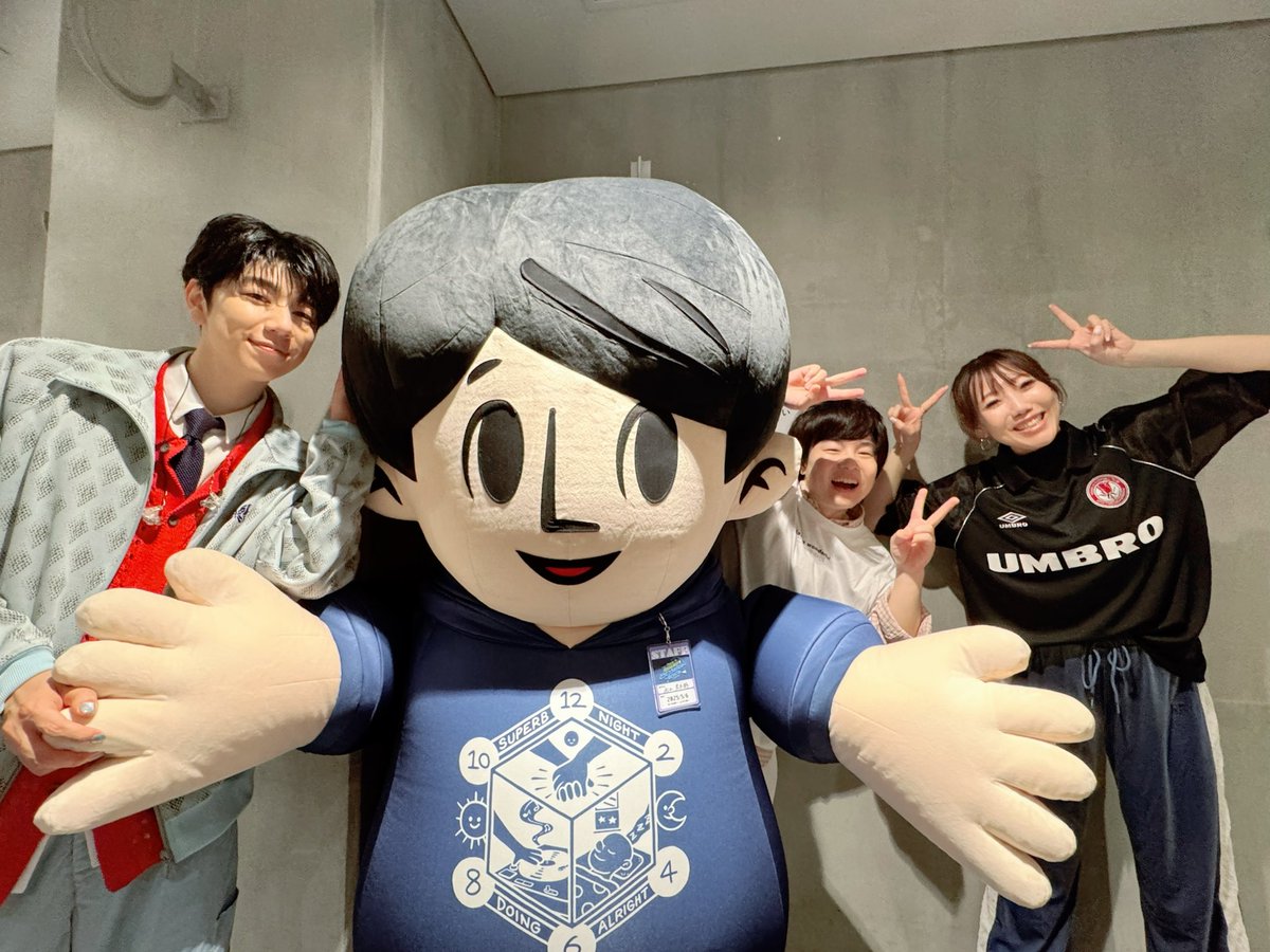 Jsan_Wakana's tweet photo. 2部に登壇させていただきました！緊張もMAXでしたが皆様の温かいお声に楽しさに変わりw終始楽しくて泣きながら笑ってました！！wありがとうございました！！

皆様から寄せられたダンスがどれも良すぎて✨最後まで迷ってしまい、どれもサイコーすぎて、、全部取り入れたかったです！！！

本当にとても素敵なイベントでした！
西山さんめちゃくちゃ最高でした！新田さん沢山踊ってくれてありがとうございました！
２人のOh! BANZAI仲良しなのが伝わって可愛かったです✨

次はライブイベントしよう！！(願望！)

#にしやまといっしょ