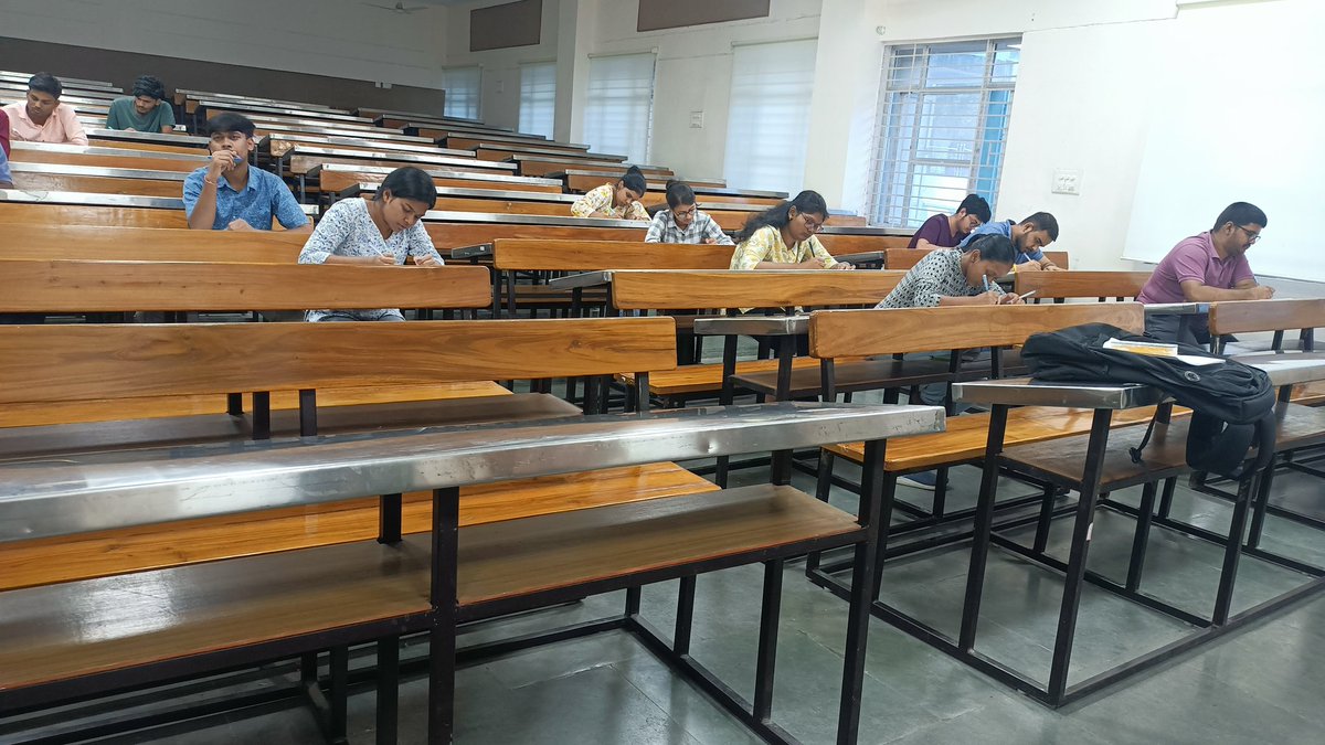 niamt_ranchi's tweet image. Yoga Day Article Writing Competition was held today at LHC 101!
Students penned powerful pieces on a surprise theme, celebrating the spirit of International Yoga Day.
Stay tuned for prize results!
#NIAMT #YogaDay #ArticleWriting  #CampusEvents #InternationalYogaDay2025