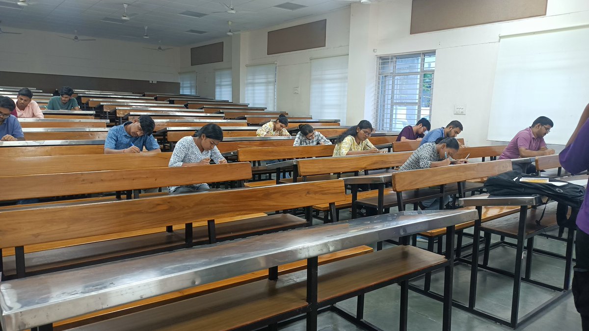 niamt_ranchi's tweet image. Yoga Day Article Writing Competition was held today at LHC 101!
Students penned powerful pieces on a surprise theme, celebrating the spirit of International Yoga Day.
Stay tuned for prize results!
#NIAMT #YogaDay #ArticleWriting  #CampusEvents #InternationalYogaDay2025