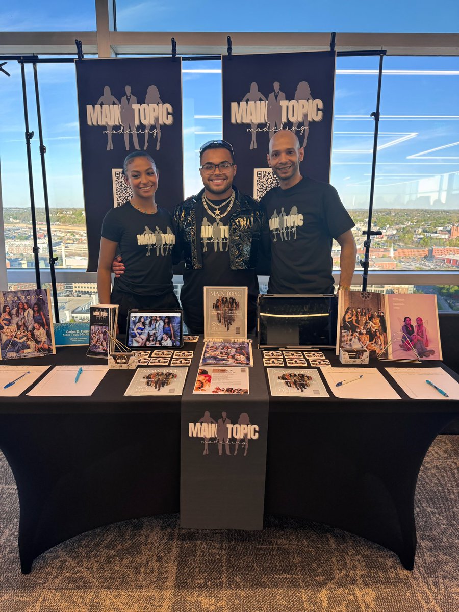 curleyycarloss's tweet photo. Grateful to work at AT&amp;T — a company that prepares me to grow my own business. Excited to host my first table event for Main Topic Modeling! https://t.co/oIdsvfKZgS
