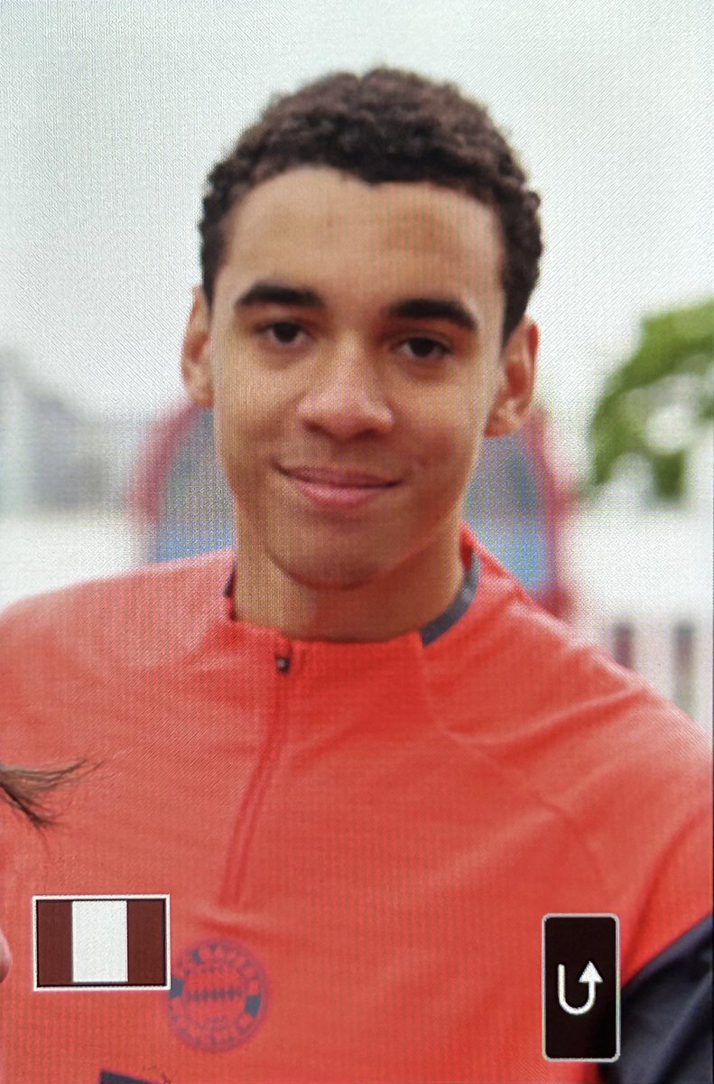 250506 📸 FC Bayern public training

Jamal Musiala (preview)