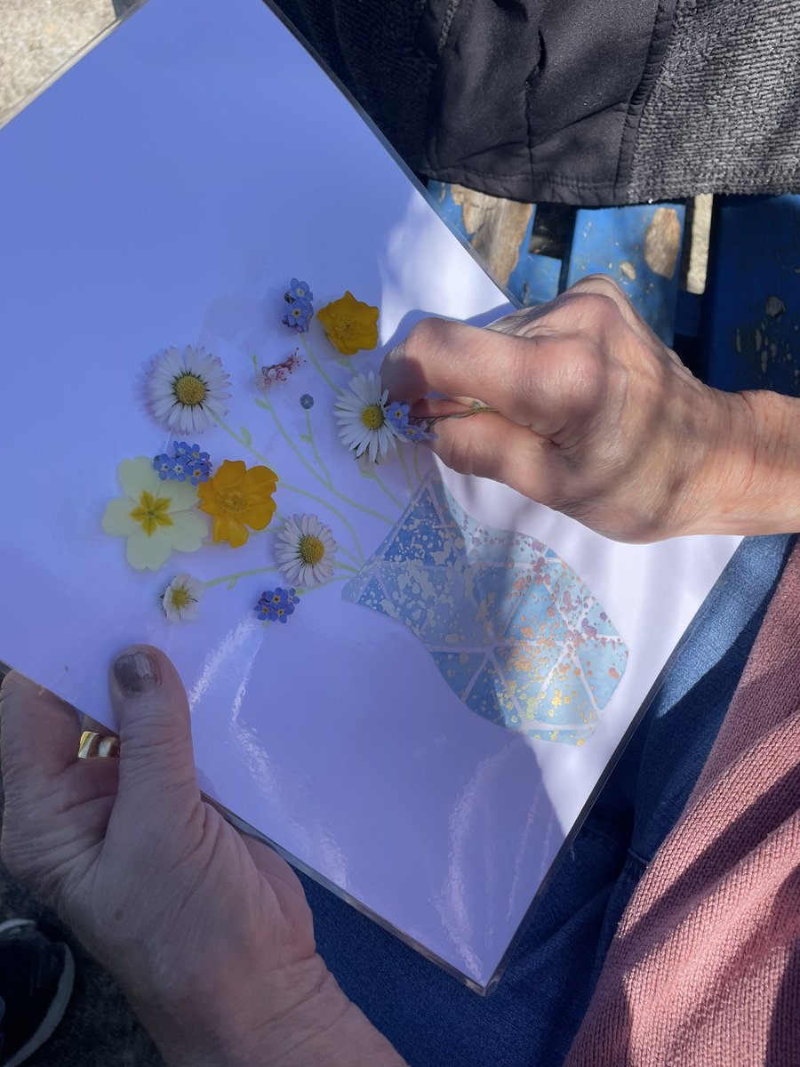 LifeAtStNon's tweet image. Today our Occupational Therapy student Zoe offered a nature focused group. Not only was it a fun activity, but it also promoted the use of fine motor skills, sensory awareness and social interaction 🌻👌🏼💬