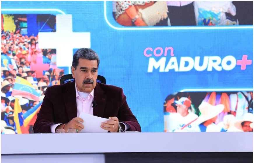 🍂 мєяςє_fιиα2🍂 (@mercede073) on Twitter photo El presidente <a href="/NicolasMaduro/">Nicolás Maduro</a> calificó de "cobarde" al Alto Comisionado de la ONU para los Derechos Humanos, Volker Türk, por su silencio ante el secuestro de la niña venezolana Maikelys Espinoza por EEUU.
Durante su programa "Con Maduro +", cuestionó la falta de respuesta de El presidente <a href="/NicolasMaduro/">Nicolás Maduro</a> calificó de "cobarde" al Alto Comisionado de la ONU para los Derechos Humanos, Volker Türk, por su silencio ante el secuestro de la niña venezolana Maikelys Espinoza por EEUU.
Durante su programa "Con Maduro +", cuestionó la falta de respuesta de