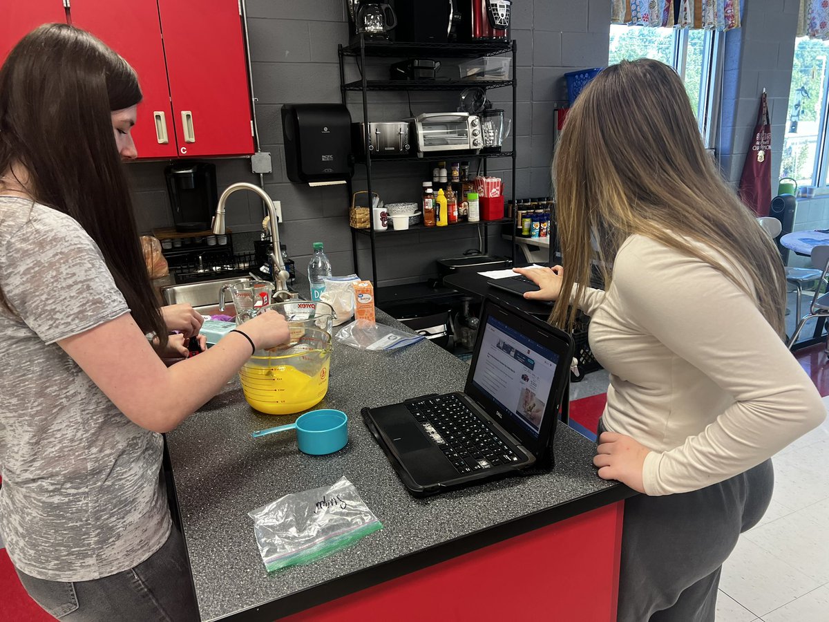 7th grade Tutorial VLOG’s! Jalapeño Dip, Slime, Protein Burritos &amp; Chocolate Chip Cookies! <a href="/SCMFalcons/">Stewarts Creek MS</a> <a href="/RuCoCTE/">RuCo CTE</a>
