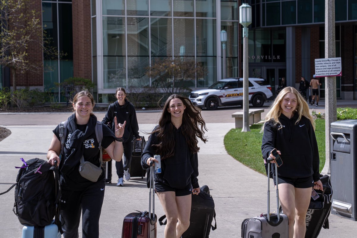 Loyola Softball tweet media