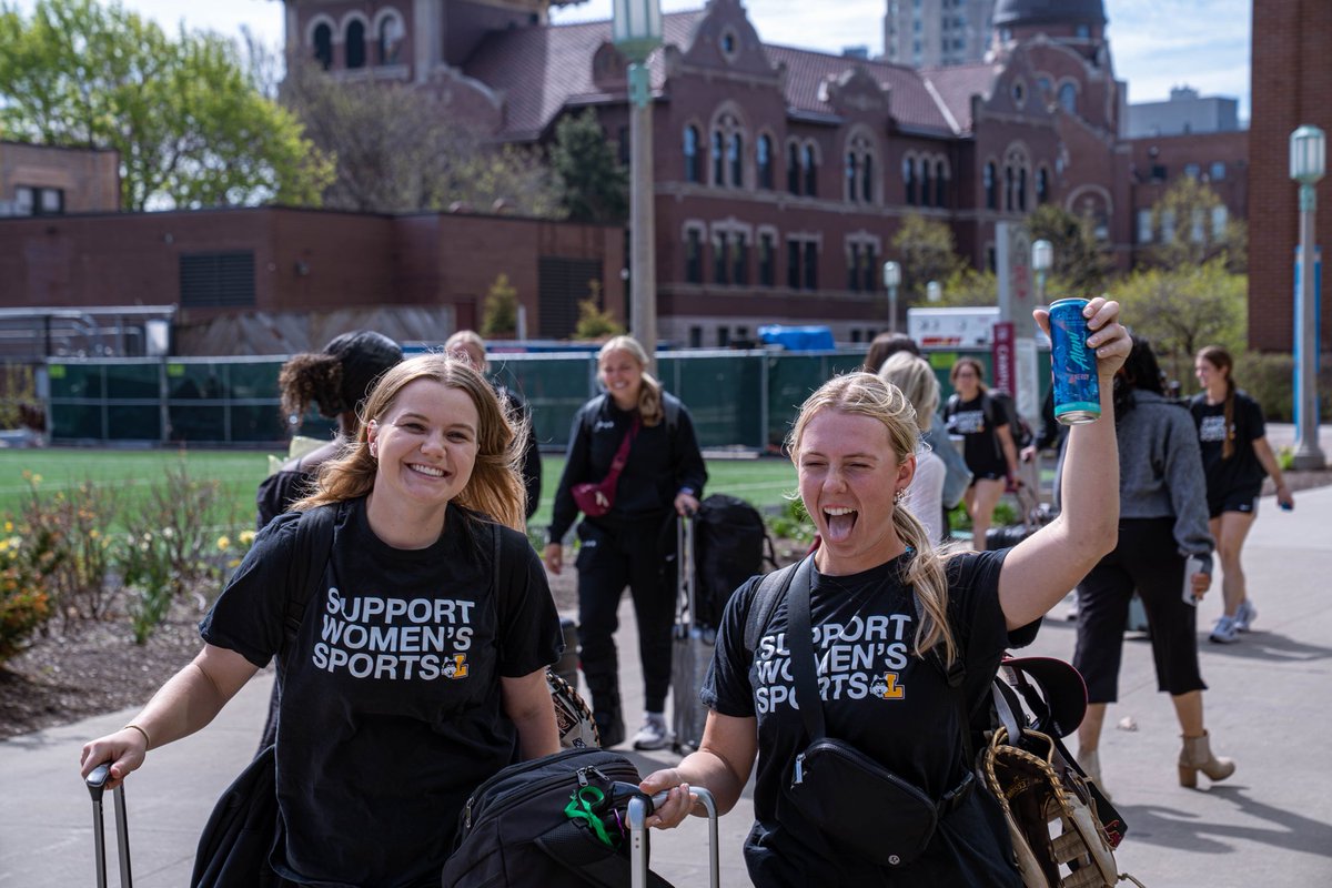 Loyola Softball tweet media
