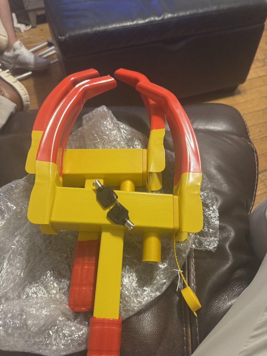 mancheeetah's tweet image. My turn @publicsafety