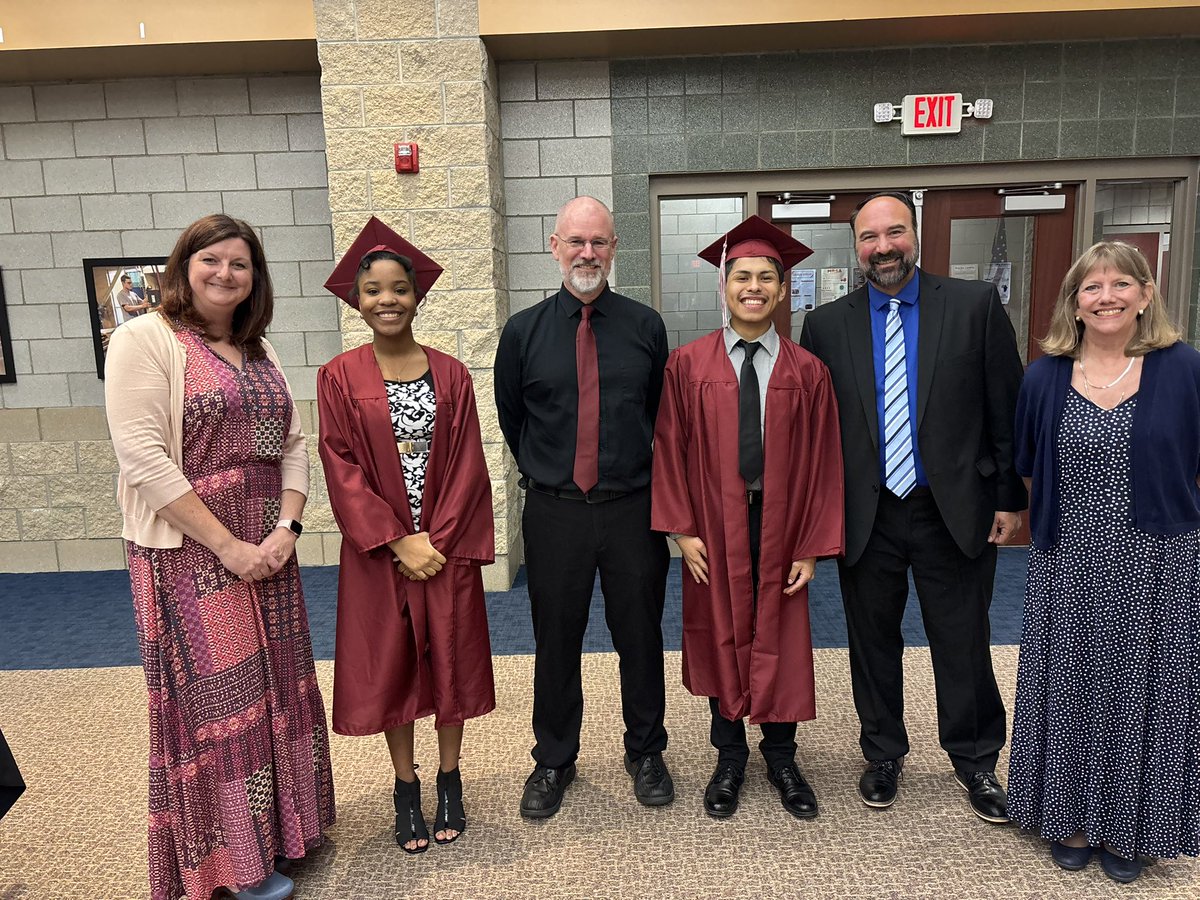 CONGRATULATIONS to Bosse Seniors, Kadance Brown and Carlos Gonzalez who graduated from the Shepard Leadership and Law Academy! 🐾⚖️🎓