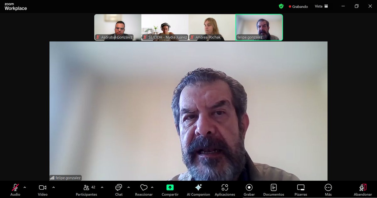 Foro: Desafíos de la Migración en la actualidad mundial.
Ponentes Andrea Pochak Comisionada de la <a href="/CIDH/">CIDH - IACHR</a> y el profesor Felipe González Director del Master de #DDHH de la Universidad Diego Portales.