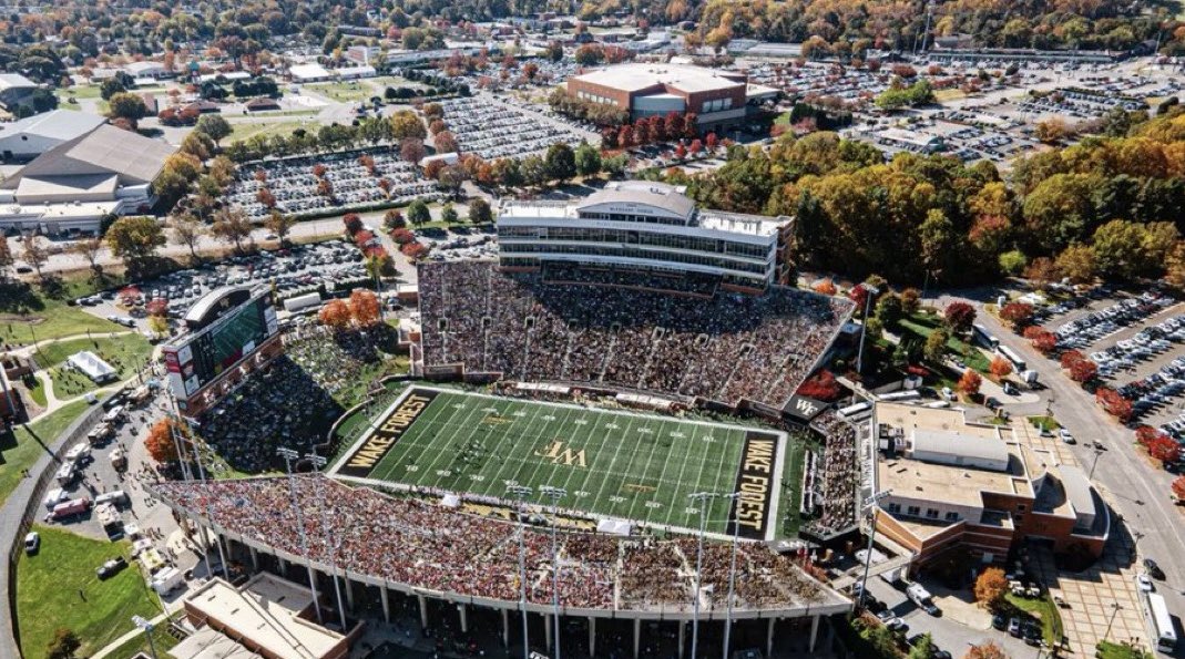 demetriustrrll's tweet image. #AGTG extremely blessed to receive an offer from Wake Forest University! @CoachWarren23 @AHParkerFootba1 @CoachHolland88
