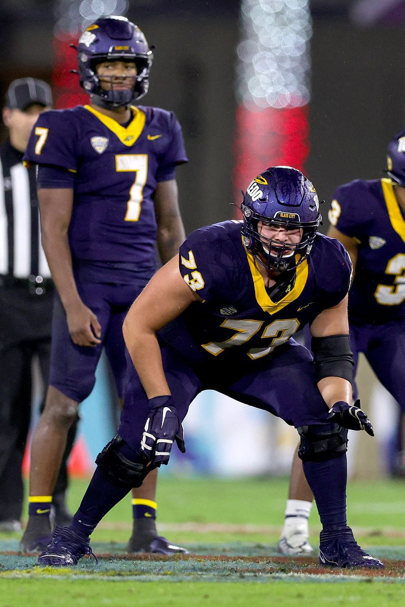 Josiah Wallace (@josiahwall72467) on Twitter photo I am blessed to receive an offer from <a href="/ToledoFB/">Toledo Football</a>!!! <a href="/coachhallett/">Mike Hallett</a> #gorockets #AGTG 💙💛
<a href="/CaravanFootball/">Caravan Football</a> <a href="/Jordanlynch06/">Jordan Lynch</a> <a href="/EDGYTIM/">Timothy “EDGYTIM” OHalloran</a> <a href="/LemmingReport/">Tom Lemming</a> <a href="/GregSmithRivals/">Greg Smith</a> <a href="/AllenTrieu/">Allen Trieu</a> <a href="/ChadSimmons_/">ChadSimmons</a> <a href="/OLMafia/">OL MAFIA</a> I am blessed to receive an offer from <a href="/ToledoFB/">Toledo Football</a>!!! <a href="/coachhallett/">Mike Hallett</a> #gorockets #AGTG 💙💛
<a href="/CaravanFootball/">Caravan Football</a> <a href="/Jordanlynch06/">Jordan Lynch</a> <a href="/EDGYTIM/">Timothy “EDGYTIM” OHalloran</a> <a href="/LemmingReport/">Tom Lemming</a> <a href="/GregSmithRivals/">Greg Smith</a> <a href="/AllenTrieu/">Allen Trieu</a> <a href="/ChadSimmons_/">ChadSimmons</a> <a href="/OLMafia/">OL MAFIA</a>