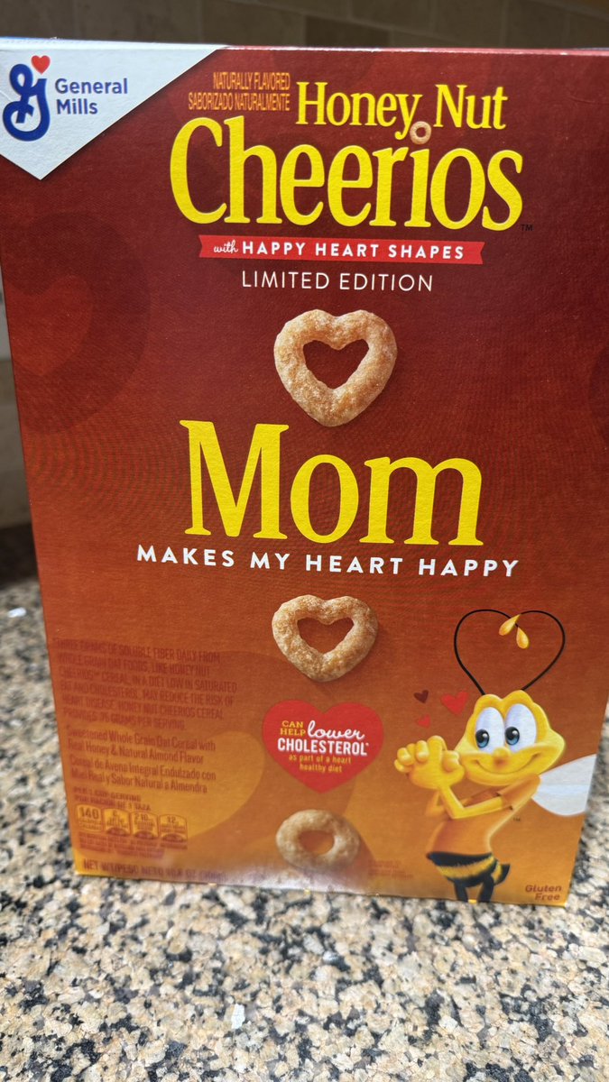 JayByrd2020's tweet image. Really @GeneralMills markets this cereal as heart healthy?! It’s sold at candy stores in European countries. @rfkJrHealth24 why should big corporations be allowed to falsely advertise their products, especially when the number 2 ingredient is SUGAR!? We are a sick nation!