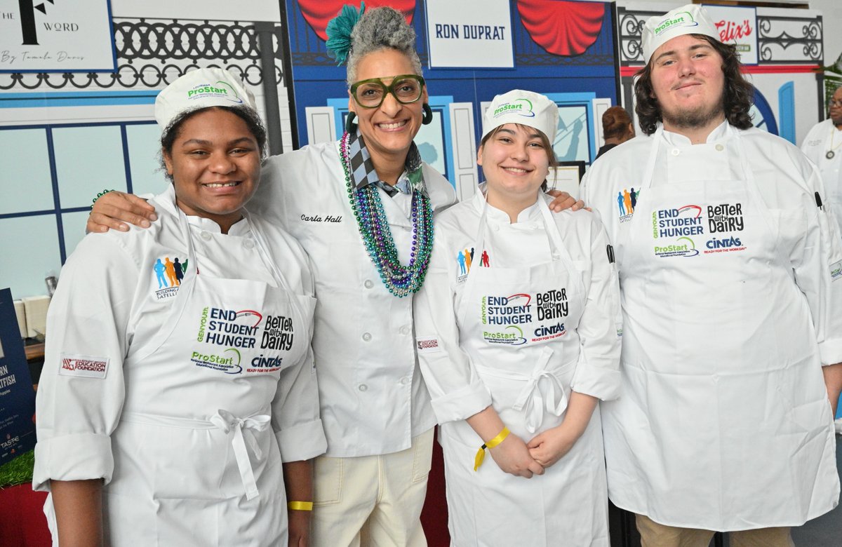 GENYOUthNow's tweet image. Talented @ProStart students also recently dished up on-site assistance for chefs &amp;amp; restaurants at GENYOUth’s Taste of the Draft and Taste of the NFL. These students have a heart for GENYOUth’s mission and a mind for culinary success. Bravo! #NPSI2025
 
@WeRRestaurants @NRAEF