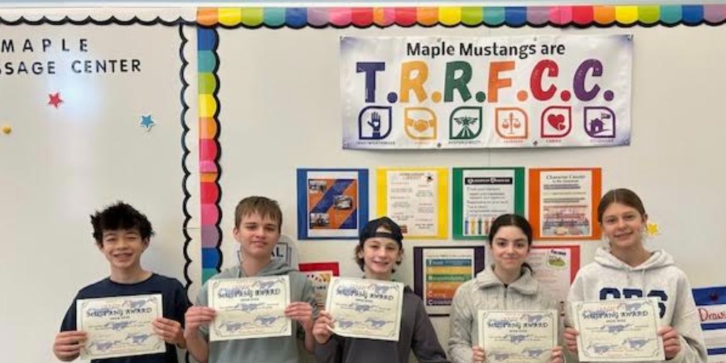 CHARACTERCOUNTS's tweet photo. Students were recognized for positively impacting their learning community through the #SixPillarsofCharacter in the second trimester at Maple School. Great job, Mustangs! ππ #CharacterCounts
πΈ: Maple School, Northbrook/Glenview School District 30, Northbrook, IL https://t.co/v2D2pz8PJL