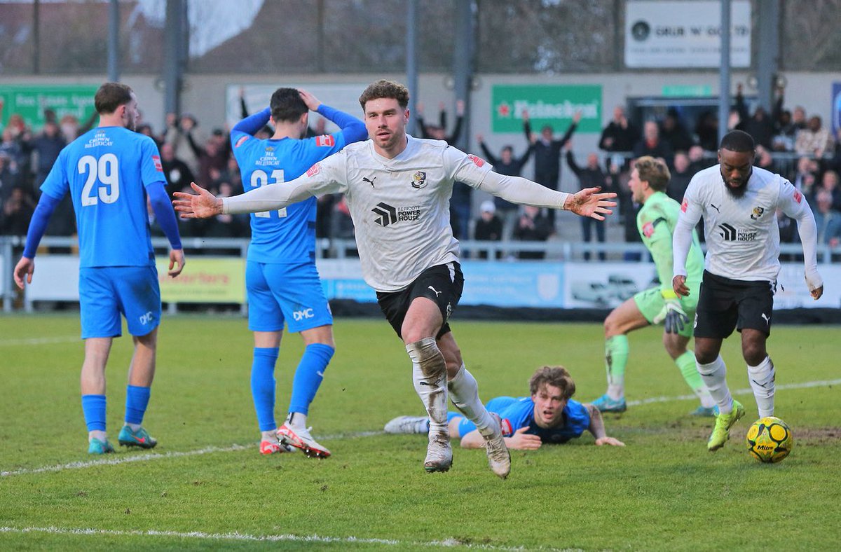 callum jones tweet media