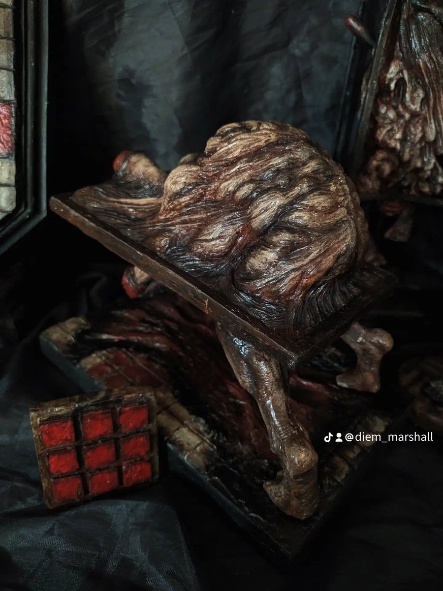 diemmarshall's tweet photo. Silent Hill Abstract Daddy ,Handmade.  #silenthill #figurine #HorrorCommunity #abstractdaddy #silenthillart #terror #heathermanson #silenthillcosplay #survivalhorror #gaming #gamer #horrorgames #silenthillart #art #HorrorGames #SilentHill2Remake https://t.co/LShzH8v76u